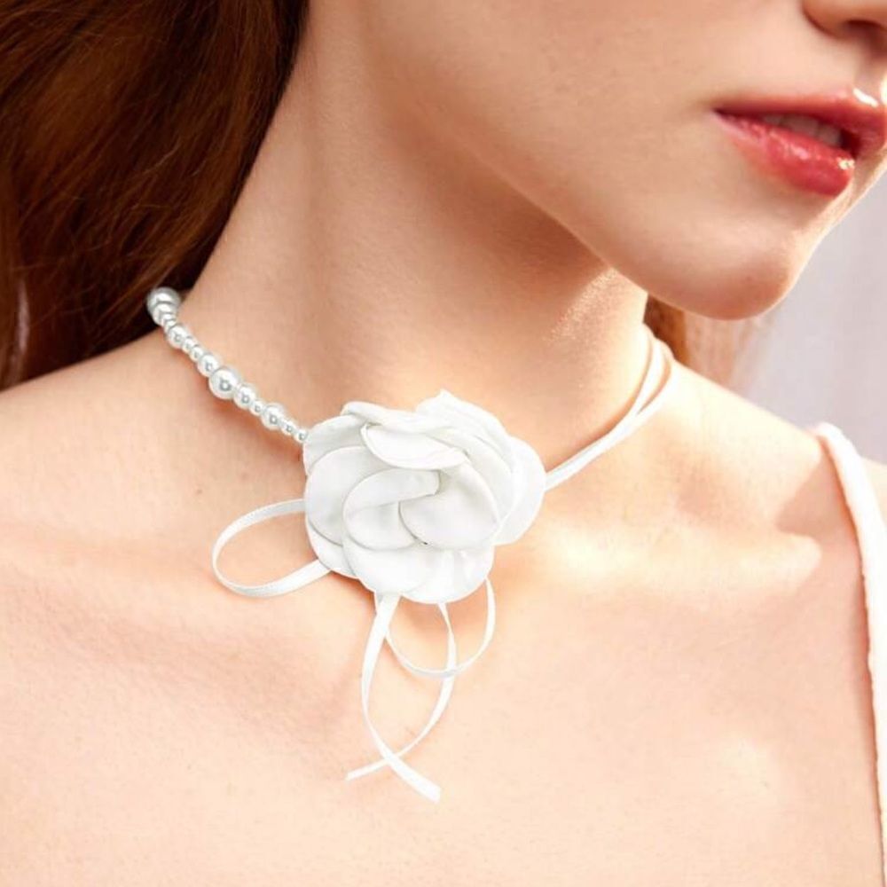 Free People White Floral Pearl Choker Necklace